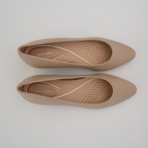 Easy Spirit Caldise Leather Low Heel Dress Shoes in Lite Latte Tan - Picture 7 of 16